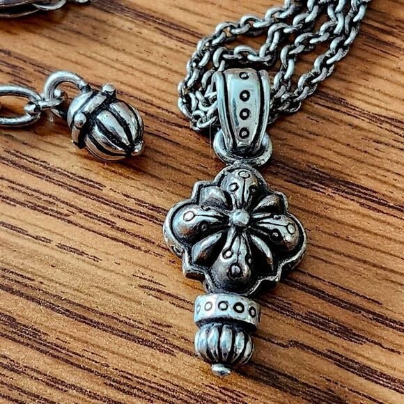 BRIGHTON Silver Flower Pendant Double Strand Necklace VINTAGE INSPIRED - Picture 2 of 10